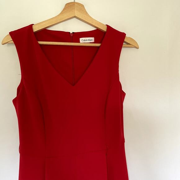 Calvin Klein bright red jumpsuit wide leg sleeveless v-neck women's 8 pockets - Picture 2 of 7
